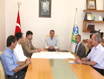 ALİ İHSAN YAVUZ - Sakarya Büyükşehir Belediyesi 12 Milyonluk Yatırım İle Yazlık Bölgesinin Kanalizasyon Sorununu Çözüyor