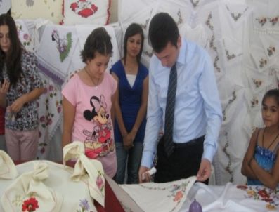 Senirtent`te 157 Kursta Elde Edilen Ürünler Sergilendi