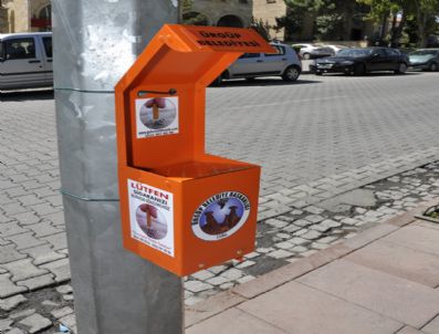 ÜRGÜP BELEDIYESI - Ürgüp Kent Merkezine Sigara İzmariti Toplama Kutuları Asıldı
