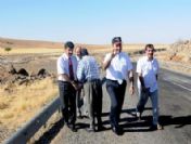 Vali Toprak, Karacadağ Civarındaki Köyleri Gezdi