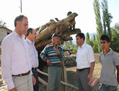 Ak Partililer Kandilde Çocukları Sevindirdi