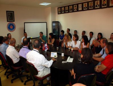 Akdeniz Üniversitesi Hastanesi`nde Bayram Coşkusu