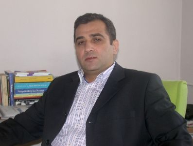 Akpınar: Koşaner, Askerin İlk Fırsatta Siyasete Döneceğini Gözler Önüne Serdi