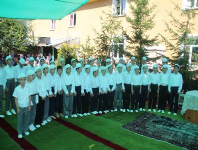 Akyazı Acelle Yaylası Kuran Kursundan Yaz Sezonu Kapanış Etkinliği