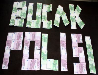 Bankada Sahte Para Bozdurmak İsterken Yakalandı