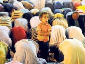 Camilerde 'Kadir Gecesi' izdihamı