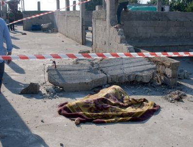 GÜLER ASLAN - Çöken Duvarın Altında Kalan 2 Çocuk Öldü