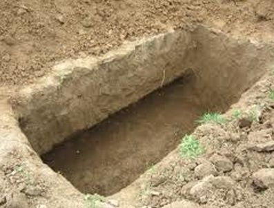 Eski sevgilisini diri diri toprağa gömmeye çalıştı