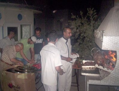 KOÇAŞ - İzmir`de Yemekli Kadir Gecesi Programları Düzenlendi