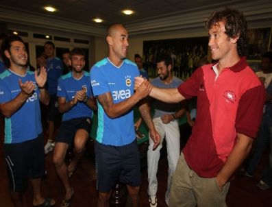 Lugano, Takım Arkadaşlarıyla Vedalaştı