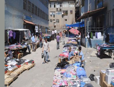 Şırnak`ta Bayram Pazarı Kuruldu