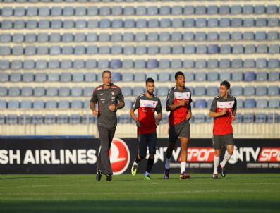 GUUS HİDDİNK - A Milli Takım Hazırlıklarını Sürdürdü