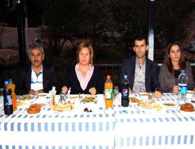 Ak Parti`li Gürkan`dan Karaisalı`da İftar Yemeği