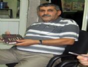 Chp İl Başkanı İlahi Cd`si Dağıttı