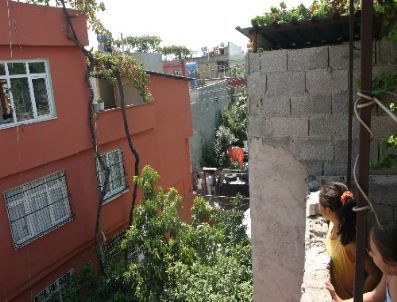 Eşini Öldüren Katil Zanlısı Özel Harekat Polisinin Operasyonu İle Yakalandı