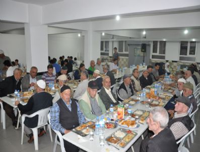 İnegöl Müftülüğünden Huzurevi Sakinlerine İftar