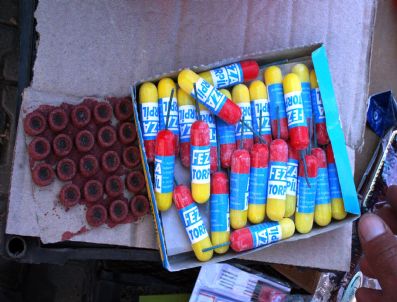 İzinsiz Satılan Havai Fişeklere El Konuldu