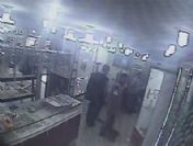 Kendini Uyanık Sandı