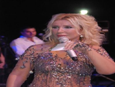 Seda Sayan, Payaslıları Coşturdu