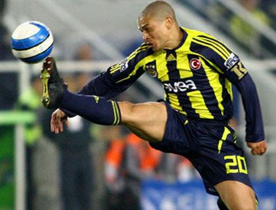 Alex: Bu karar midemi bulandırdı