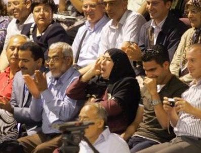 KADIR KÜÇÜK - Diploma töreninde öğrenci annesi zılgıt çekti