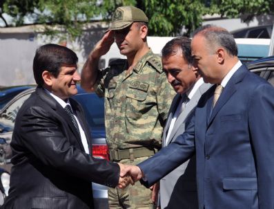 Gümüşhane Valisi Dr. Yusuf Mayda Göreve Başladı