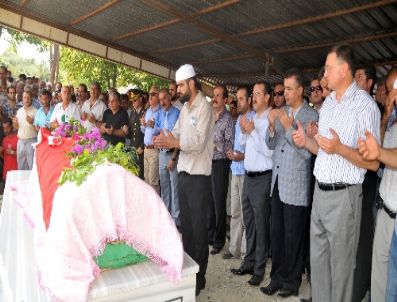 Kazada Hayatını Kaybeden Tekebaşı Belediye Başkanı Balıkçı Toprağa Verildi