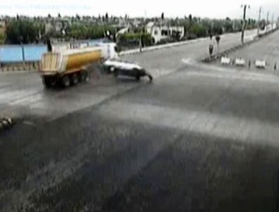 Mobese Görüntüleri Sürücü Hatalarını Kaydetmeye Devam Ediyor