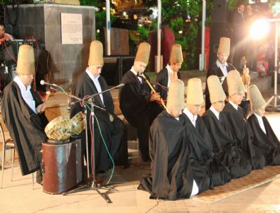 Ramazan Akşamlarına Sema İle Veda Ettiler