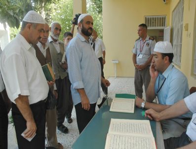 Sakal Bırakıp Takke Giydi Hocaları Kandıramadı