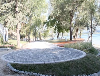 AYHAN SEFER ÜSTÜN - Sapanca Gölü`nün Kuzey Kıyısı Turizm Alanına Dönüşecek
