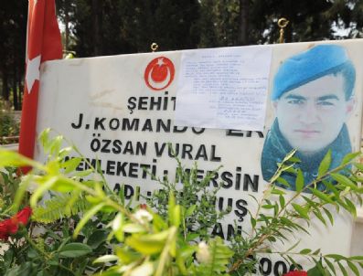 Şehit Annesinden Ağlatan Şiir