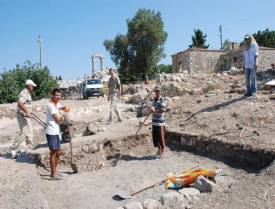 Apollon Tapınağı’ndaki Dev Yapı Heyecan Uyandırdı