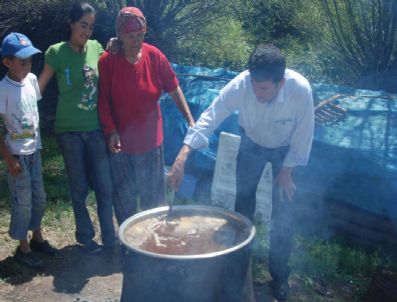 ULAŞLı - Milletvekili Ağbaba, Bir Günde 18 Köyü Ziyaret Etti