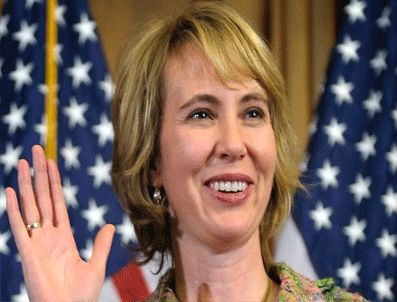 NANCY PELOSI - Saldırıya uğrayan ABD'li senatör mecliste