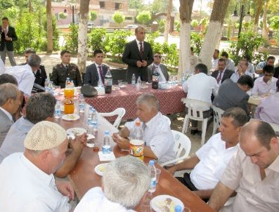 NECDET ÖZDEMIR - Araban`da İki Bayram Coşkusu Birarada