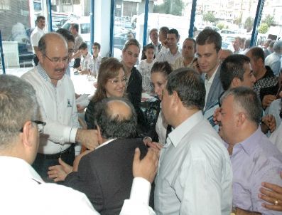 Bakan Şahin: Kardeşliğin Zirveye Çıktığı Bir Günü Yaşıyoruz