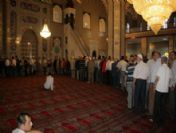 Bayram Namazında Camiler Doldu Taştı