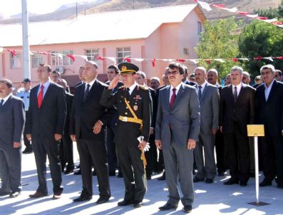 FEHMI ALAYDıN - Bitlis`te `30 Ağustos Zafer Bayramı` Kutlamaları