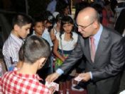 Çocuklar Bakan'ın parasını bitirdi