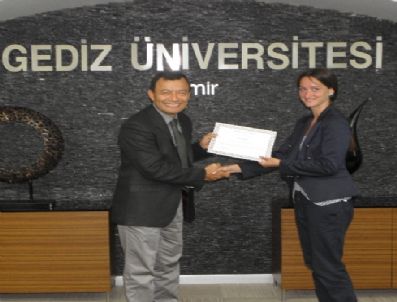 Gediz Üniversitesi Konuk Öğrenciler İçin Türkçe Yaz Okulu Düzenledi