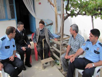 Hisarcık Emniyeti`nden Şehit Ailesine Bayram Ziyareti