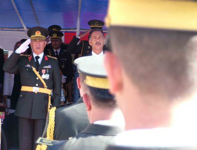 ALI DURSUN - Kore Gazisinin Gözyaşları Şehitler İçin Aktı