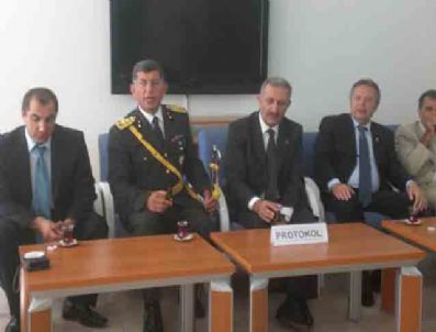 Şehit Aileleri İle Gazilerden Protokole Tepki