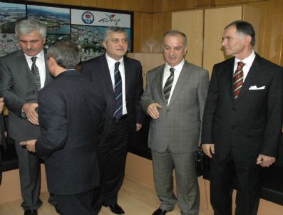 MAHMUT HALAL - Trabzon Belediyesi’nde Bayramlaşma