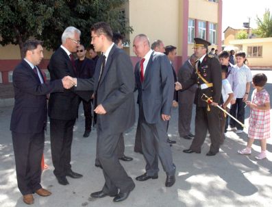 HÜSEYIN DEMIRBAŞ - Van`da Bayramlaşma