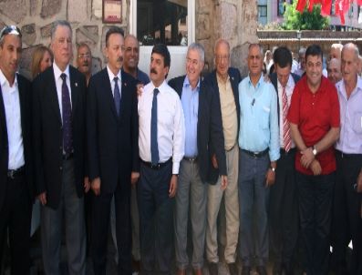 Chp`nin İzmir`deki Bayramlaşma Törenine Başkan Kocaoğlu Katılmadı