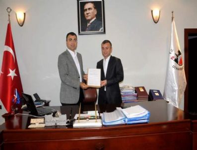 Diyarbakır Vali Yardımcıları Doktora Eğitimi İçin Abd`ye Gidiyor