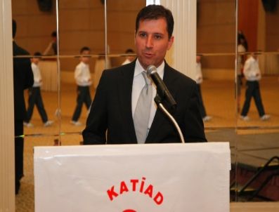 Katiad, Türkleri Bayramda Buluşturdu