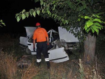 ŞAHNAHAN - Malatya`da Trafik Kazası: 4 Yaralı
